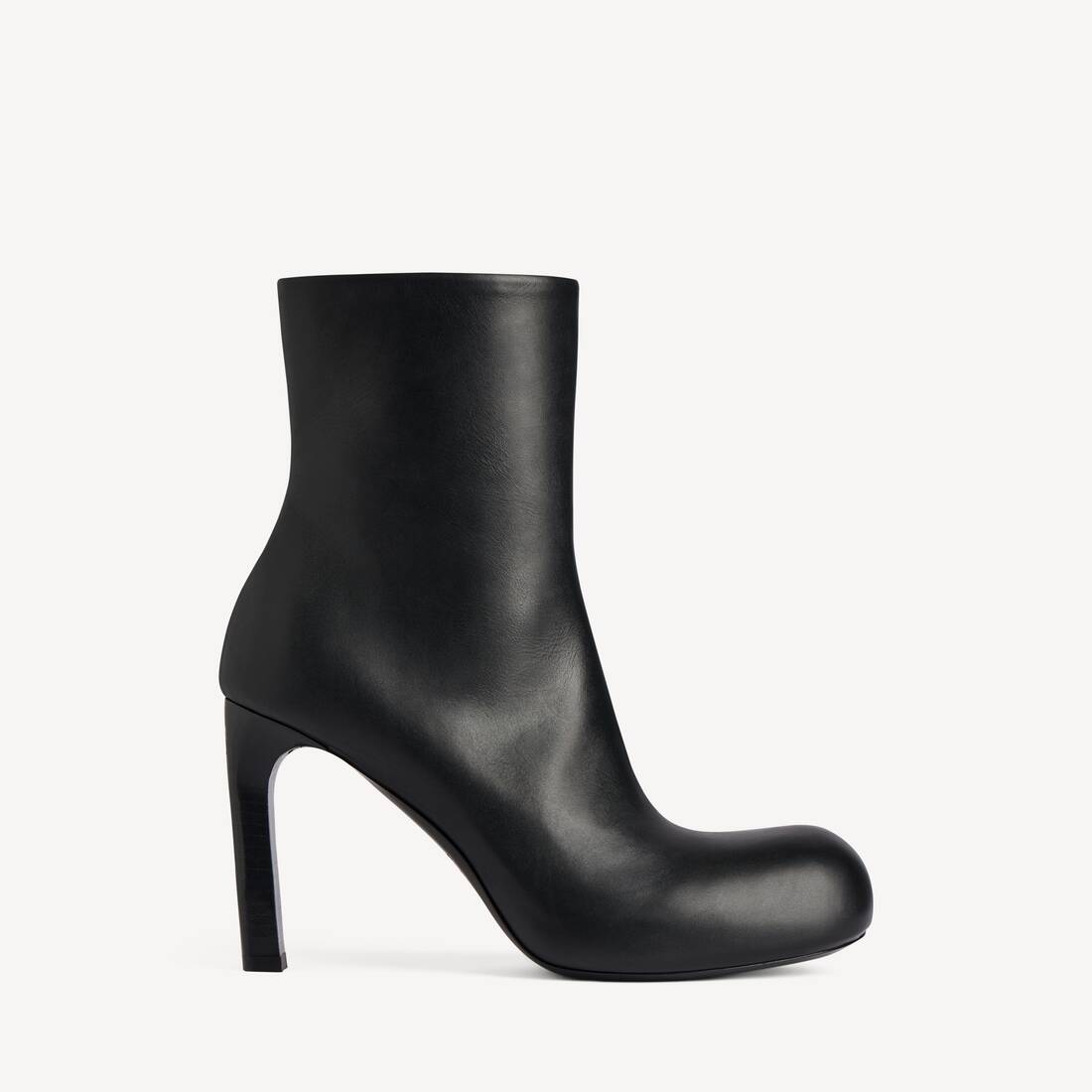 Women's Fargo Bootie in Black