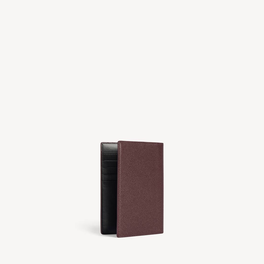Men's Passport Holder in Passport Burgundy