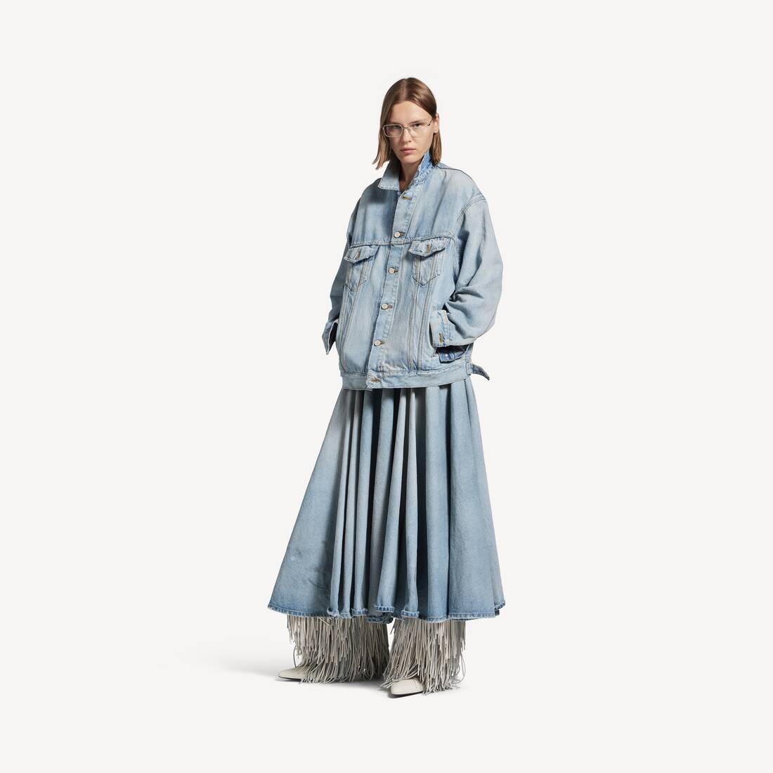 Women's Denim Jacket Regular Fit in Dirty Light Blue