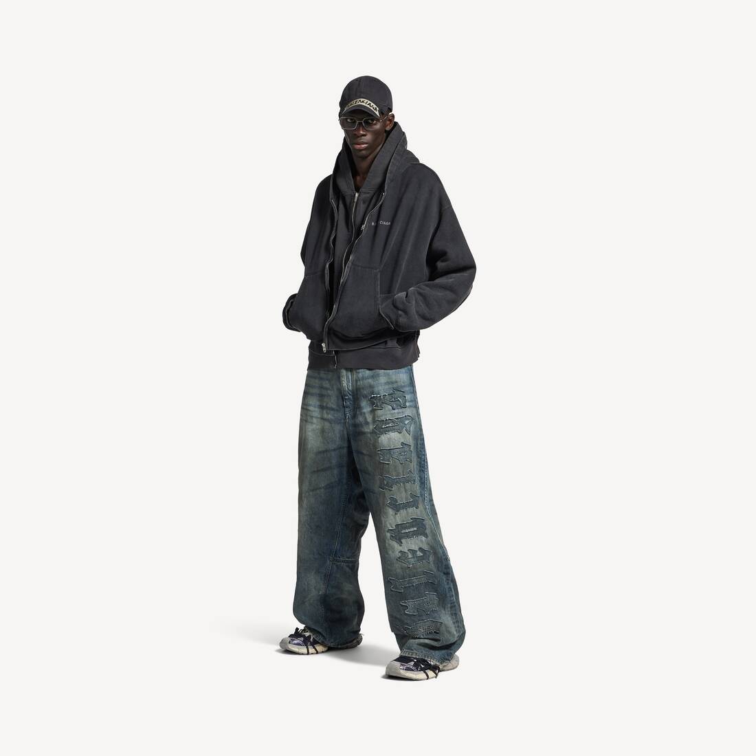 Men's Minimal Baggy Pants in Dirty Grey/light Blue