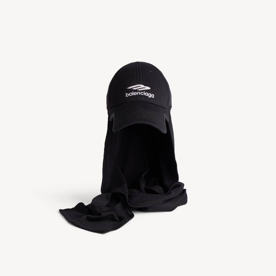 Men's Hybrid Cap in Black