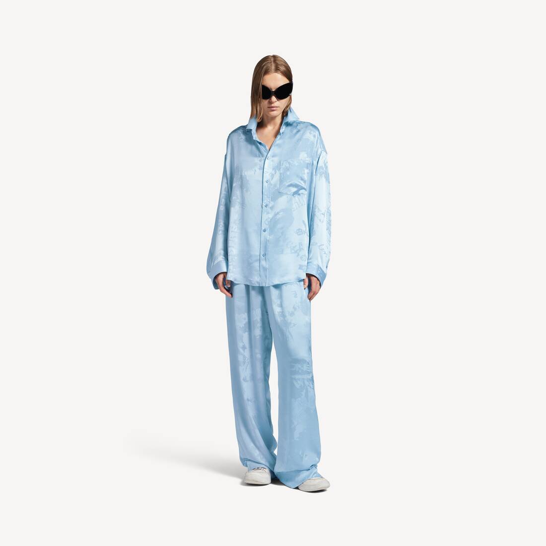 Women's Washed Crayon Allover Long Sleeve Cocoon Shirt in Baby Blue