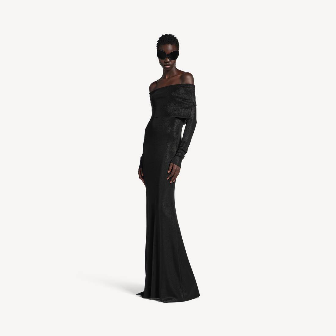 Women's Off-shoulder Maxi Dress in Black/black