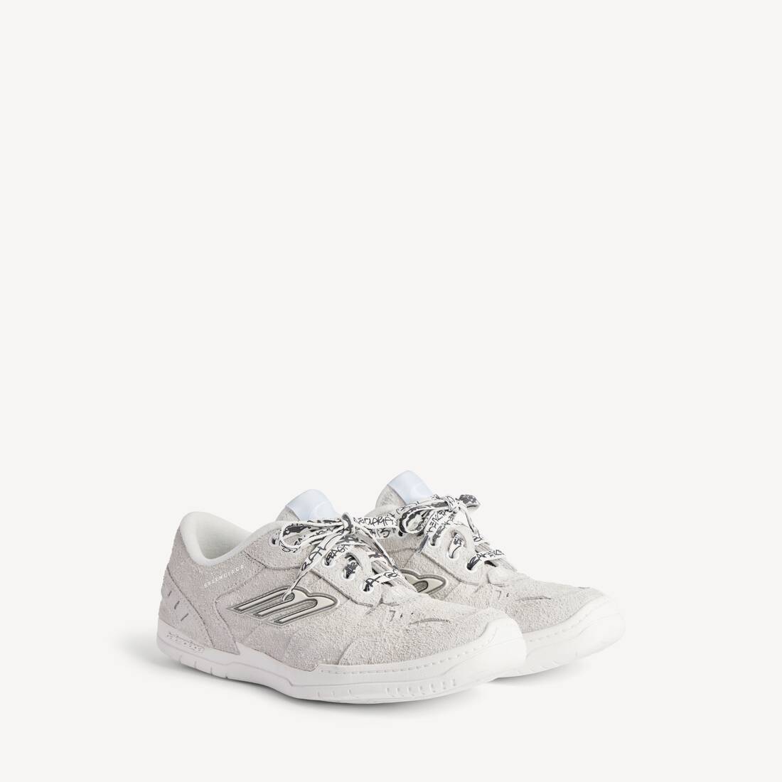 Men's Hamptons Suede Sneaker in Off White/black