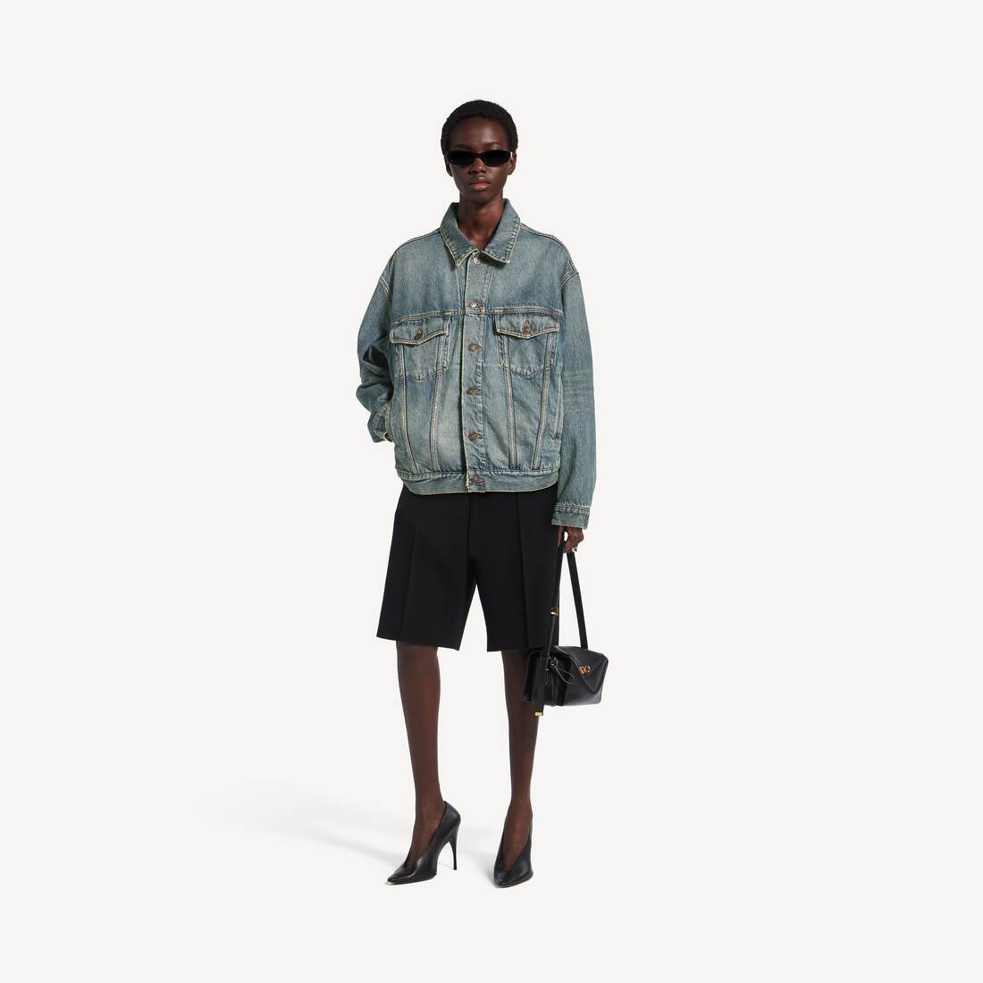 Women's Kick Denim Jacket in Dirty Vintage Blue