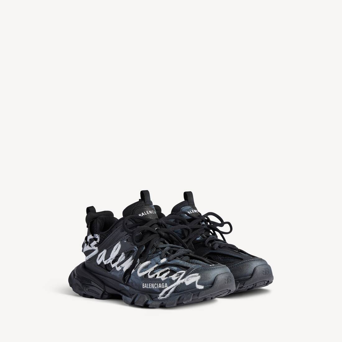 Men's Track Signature Sneaker in Black/white