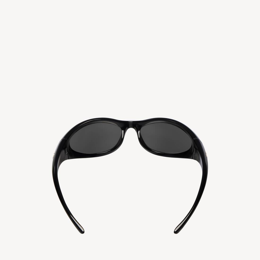 Sporty B Round Af Sunglasses in Black