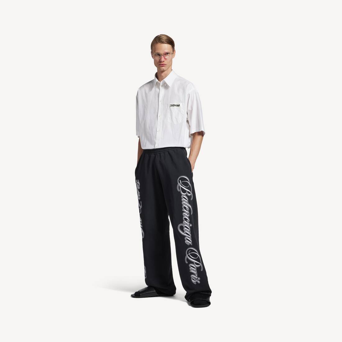 Men's Cursive Baggy Pants in Black/white