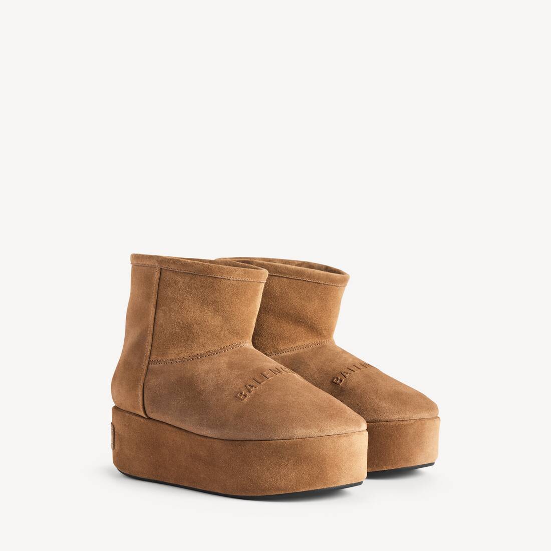 Women's Alaska Platform Bootie in Brown/white