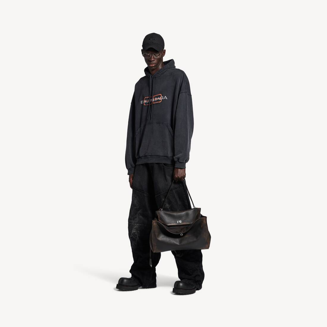 Men's Bb Icon Stencil Hoodie Large Fit in Faded Black