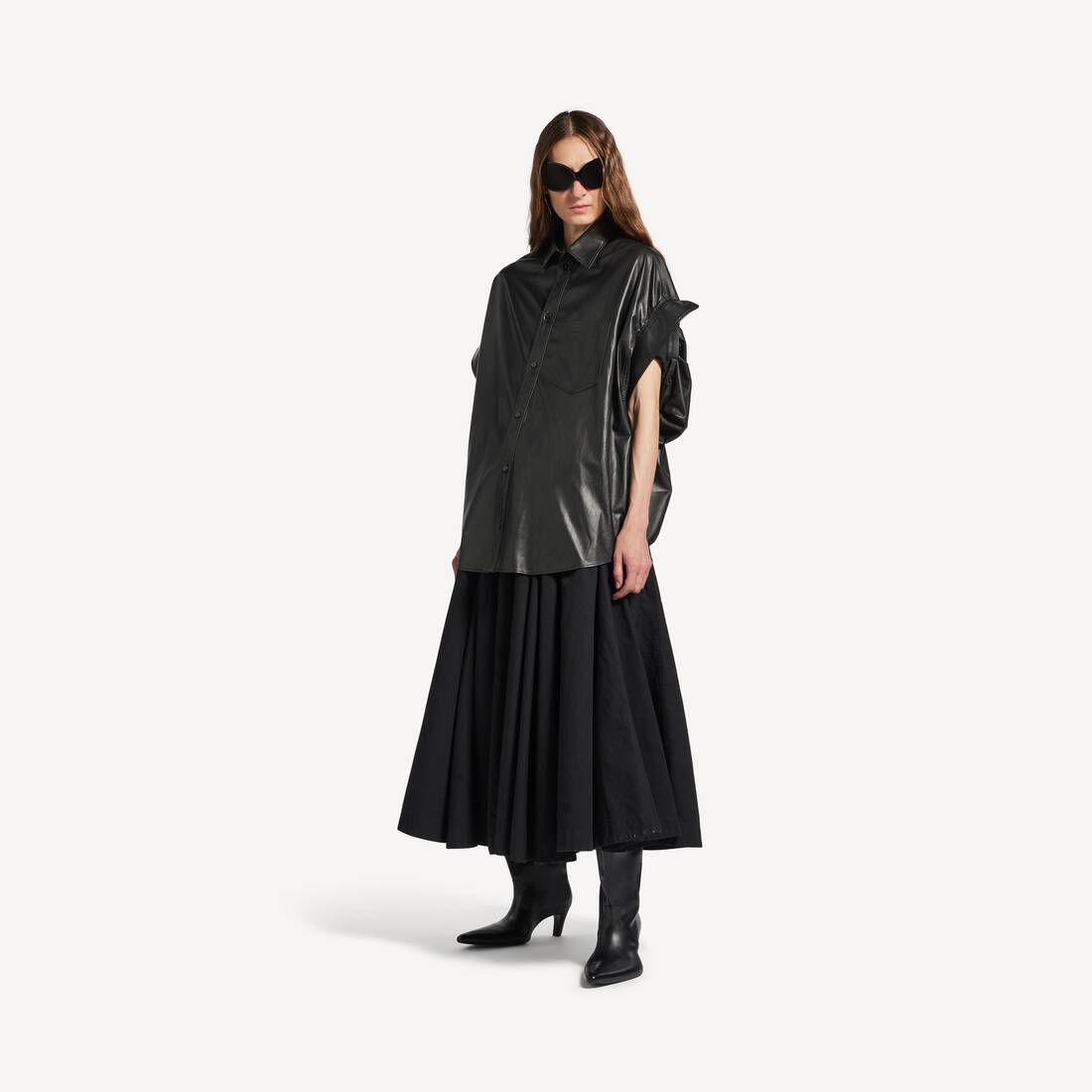 Women's Tucked Sleeves Shirt in Black