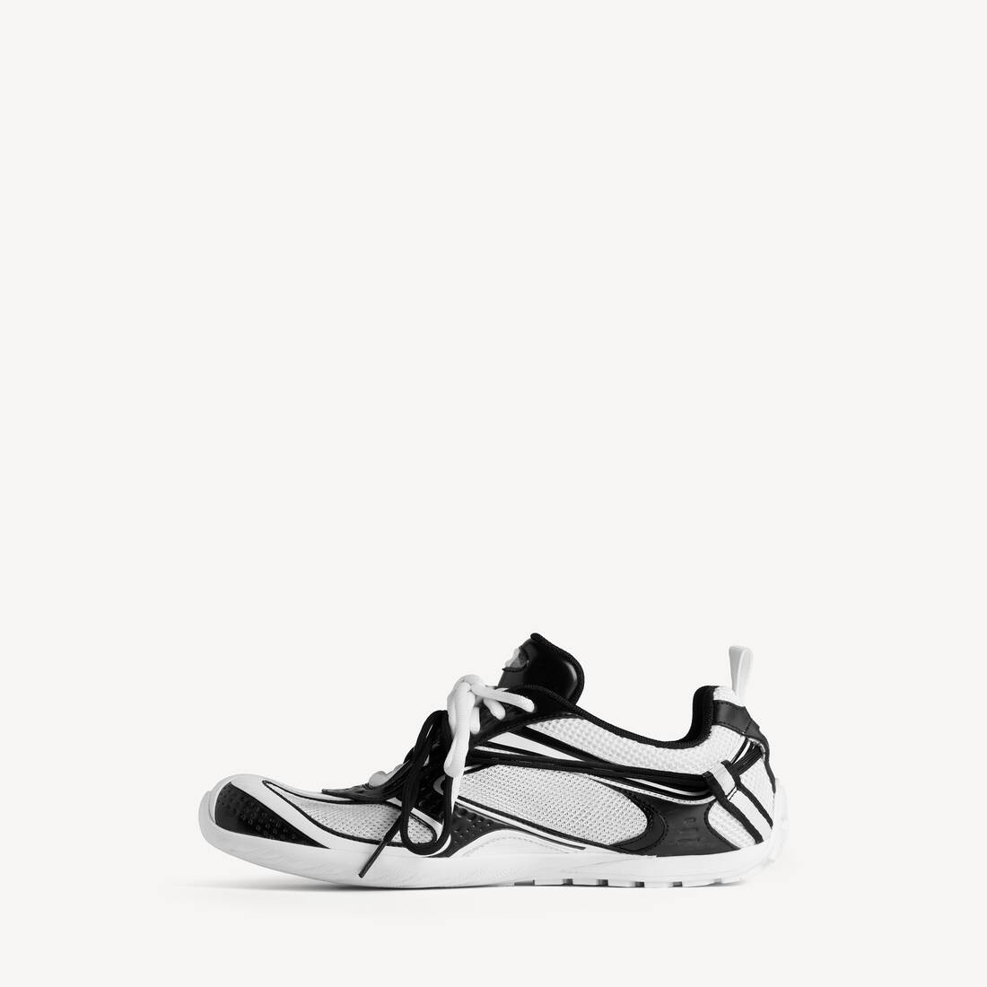 Women's Radar Sneaker in White/black