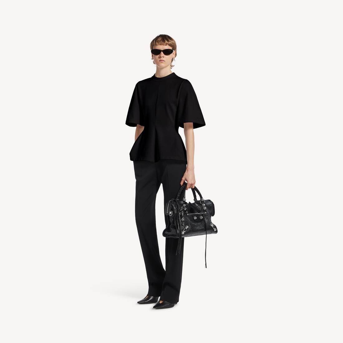 Women's Shaped T-shirt in Black