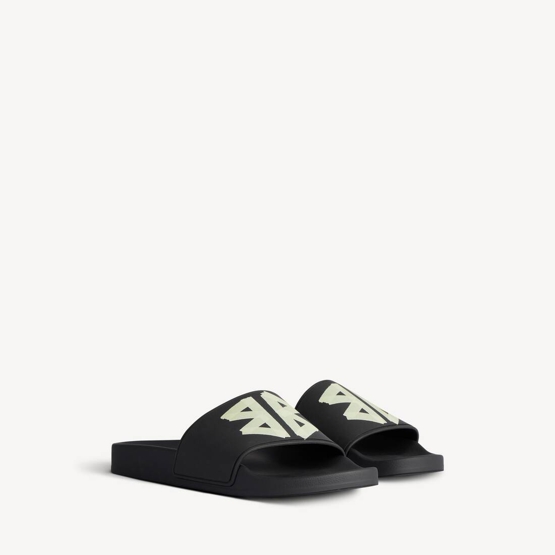 Men's Pool Slide Sandal in Black/yellow