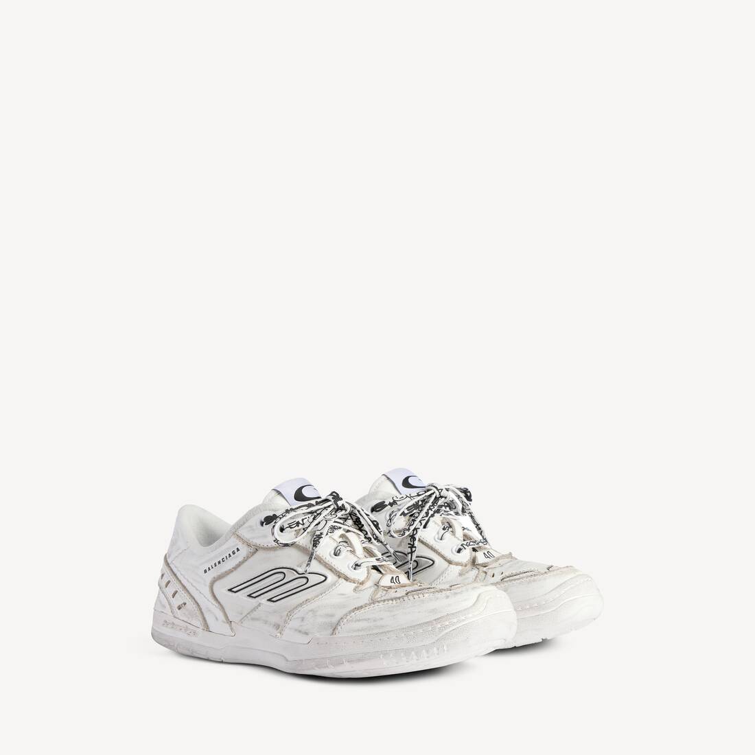 Women's Hamptons Medium Worn-out Sneaker in White
