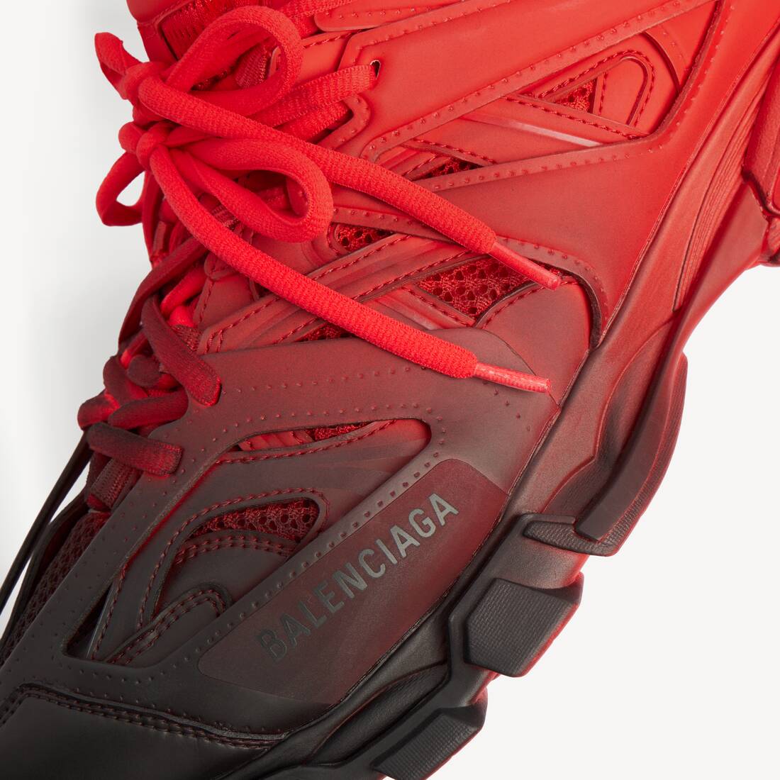 Men's Track Gradient Sneaker in Red/black
