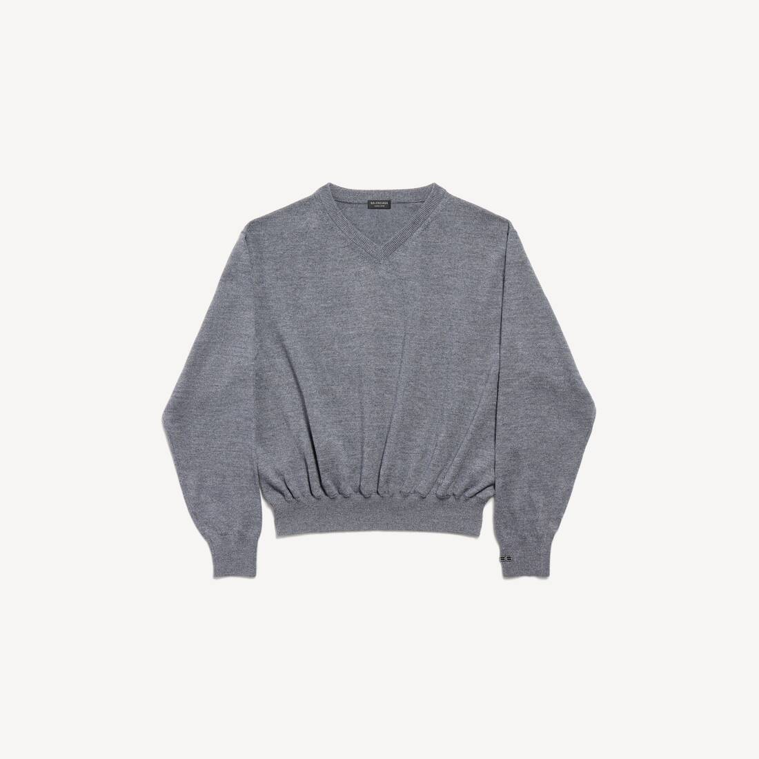 Women's V-neck Sweater in Heather Grey