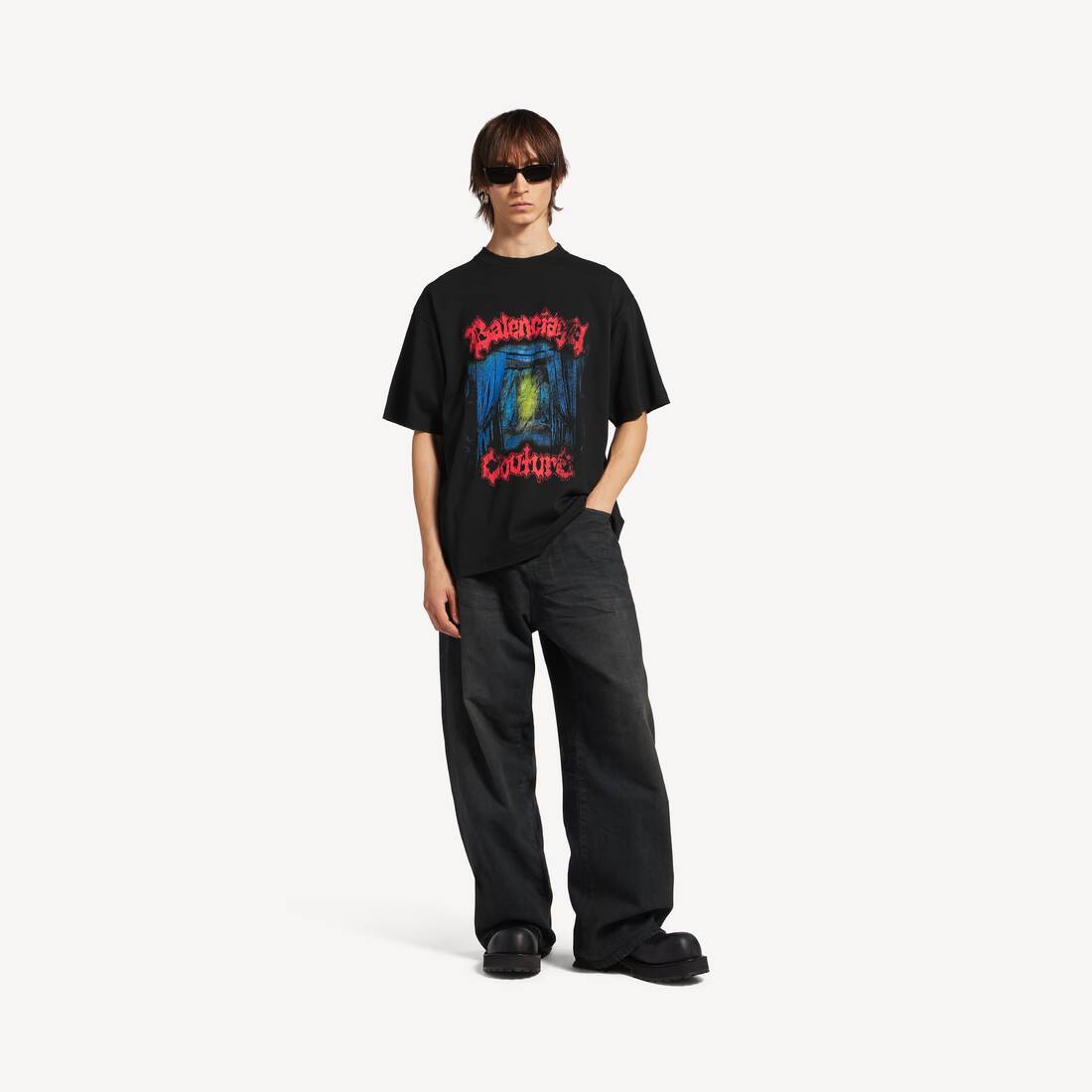 Men's Salon De Couture T-shirt Medium Fit in Black