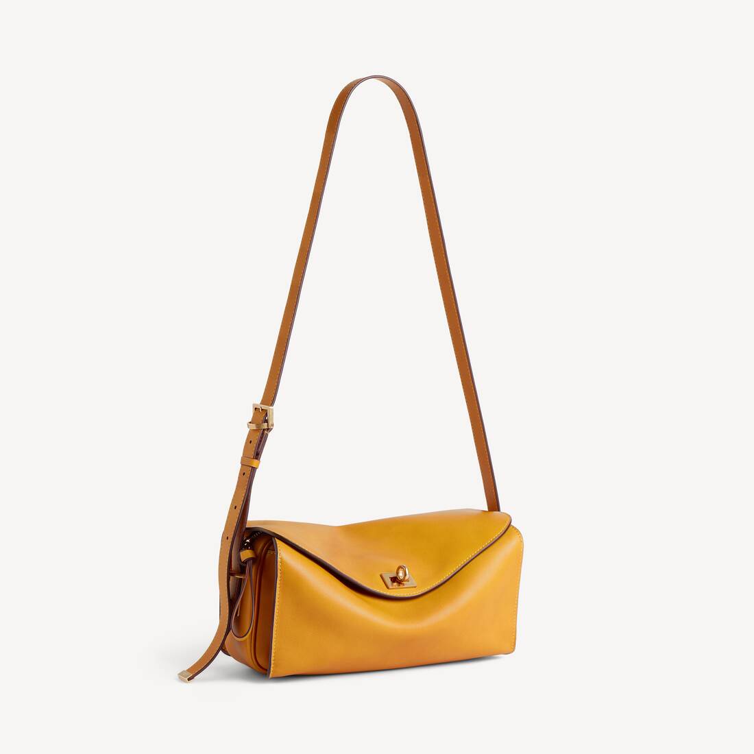 Women's Le 7 Shoulder Bag Medium in Curry