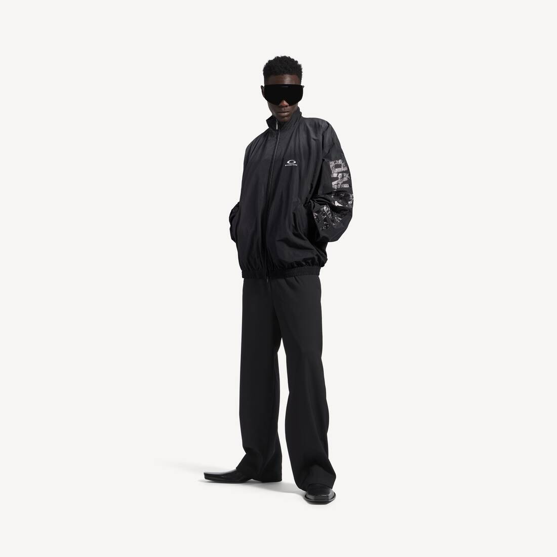 Men's Tracksuit Jacket Medium Fit in Black