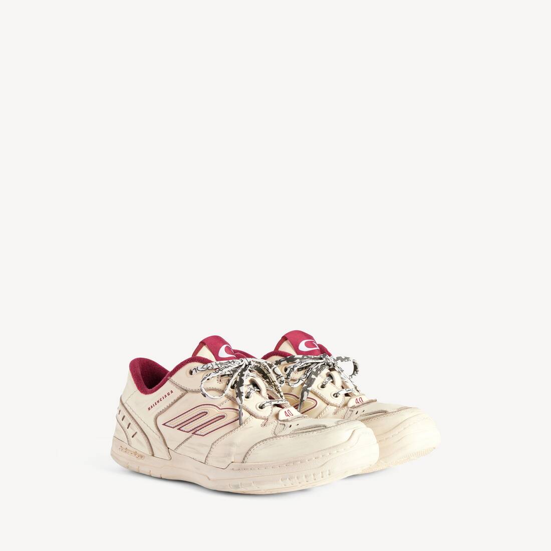 Women's Hamptons Medium Worn-out Sneaker in Off White/red
