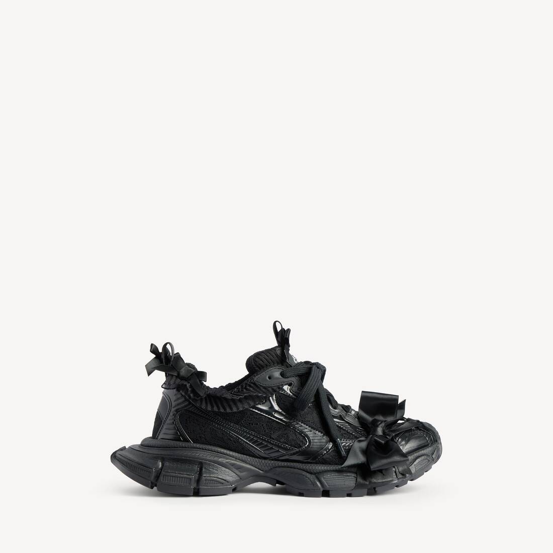 Women's 3xl Lace Sneaker in Black
