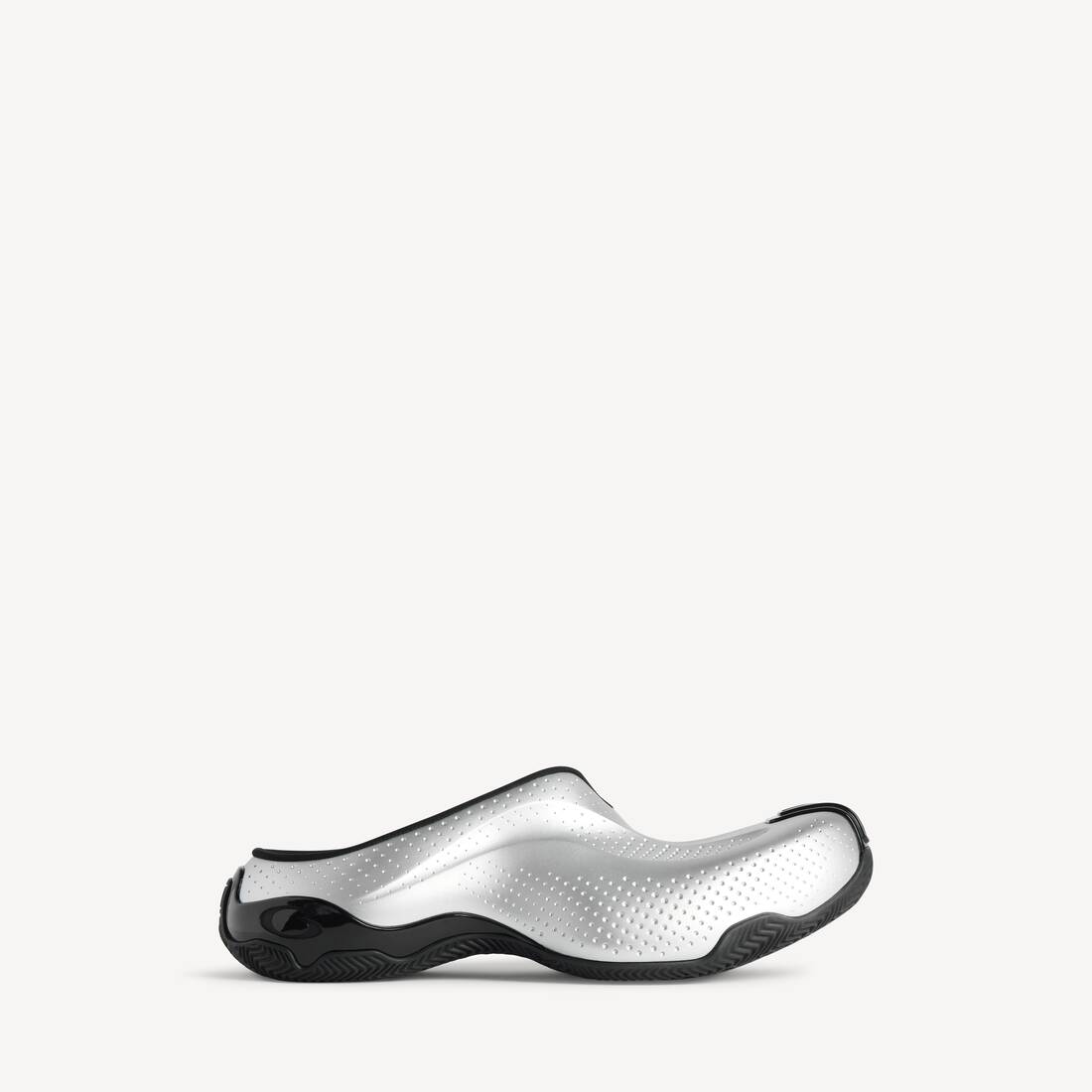 Men's Basketball Mule Sneaker in Silver/black