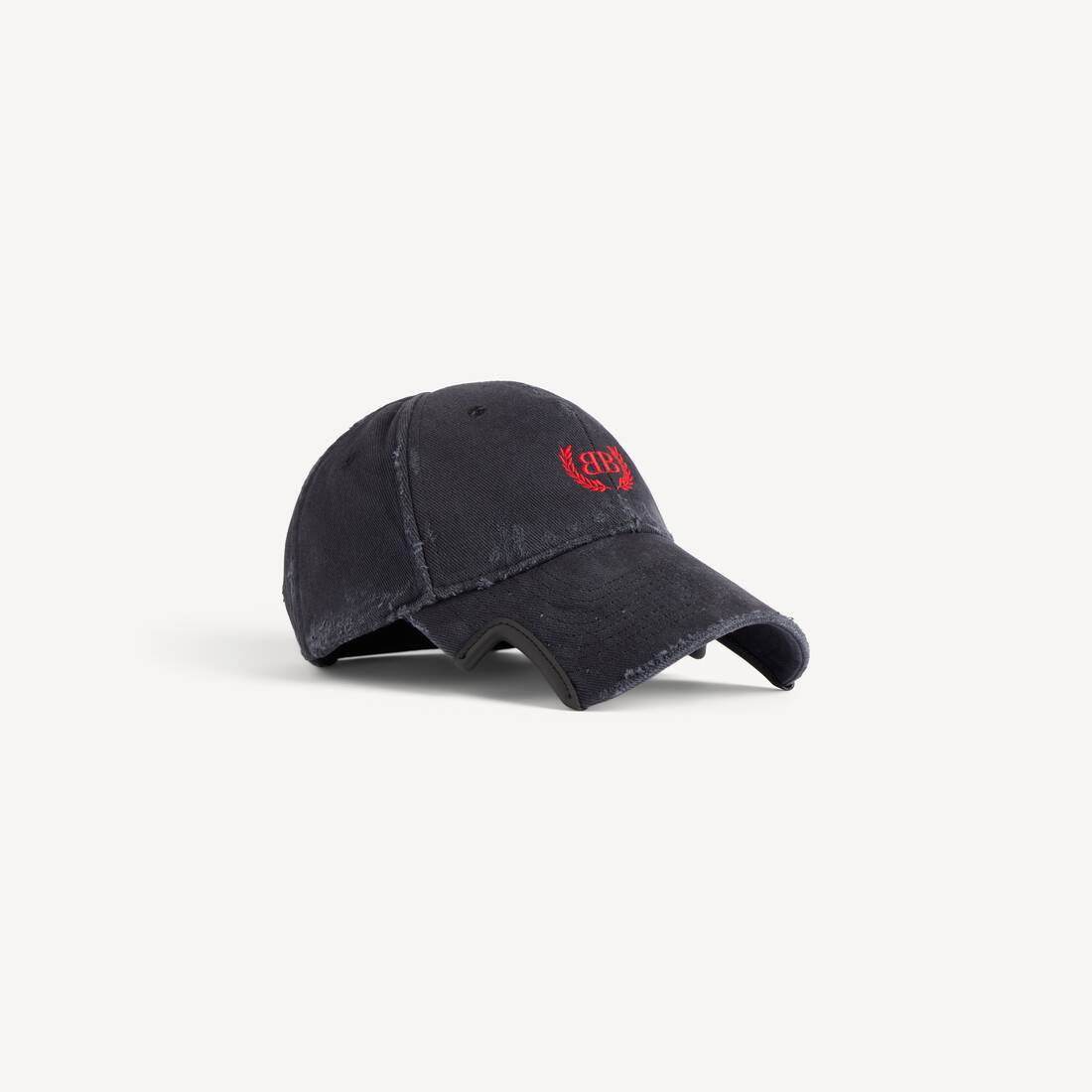 Laurel Classic Cap in Faded Black/red