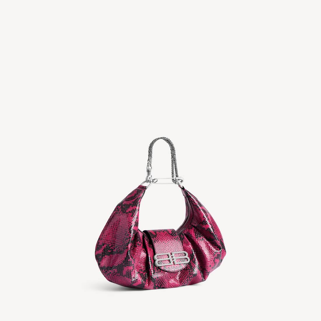 Women's Pamela Shoulder Bag Medium in Fuchsia