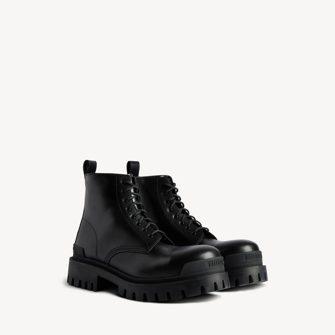 Men's Strike Lace-up Boot in Black