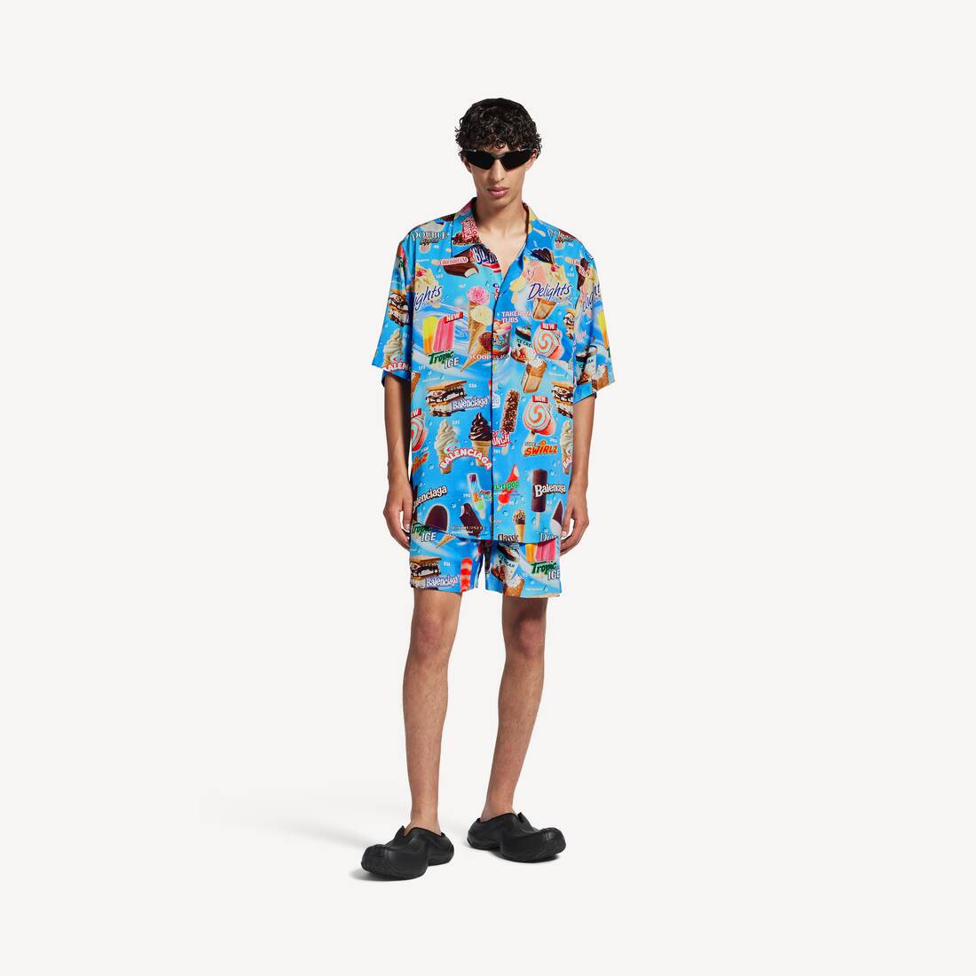 Men's Sweet Treat Short Sleeve Minimal Shirt in Blue
