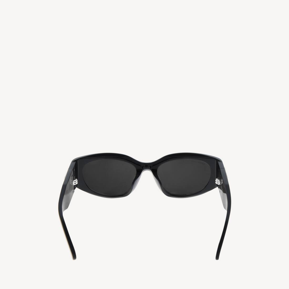 Women's Bossy Round Af Sunglasses in Black