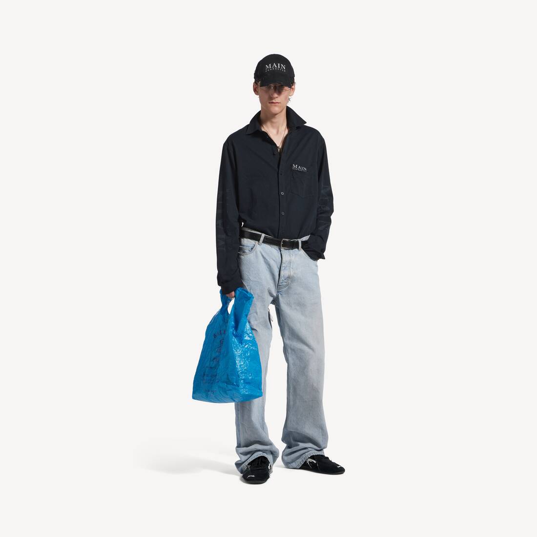 Men's Distressed Relaxed Fit Pants in Light Blue