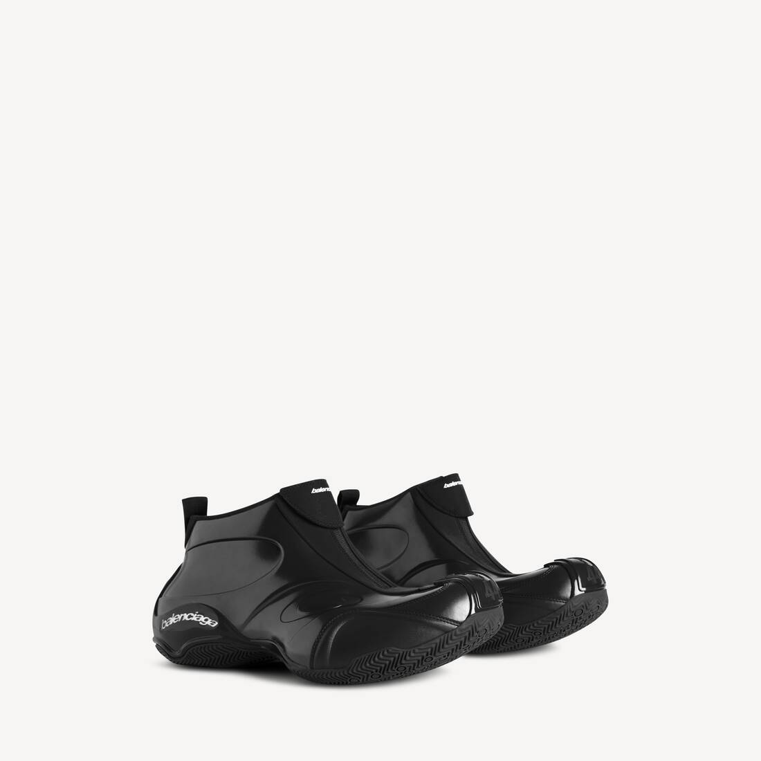 Men's Basketball Sneaker in Black