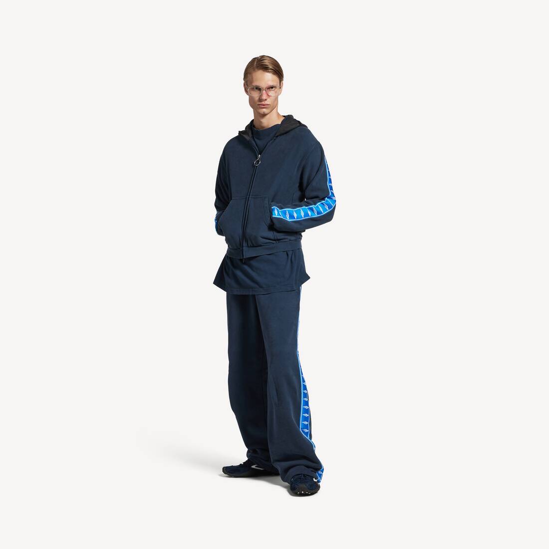 Men's Stripe Patched Hood Zip-up Hoodie in Navy/blue/black