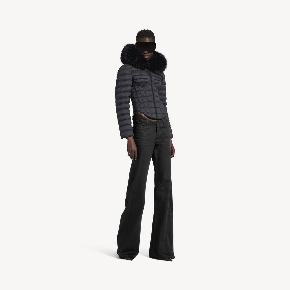 Women's Curved Waist Pants in Black
