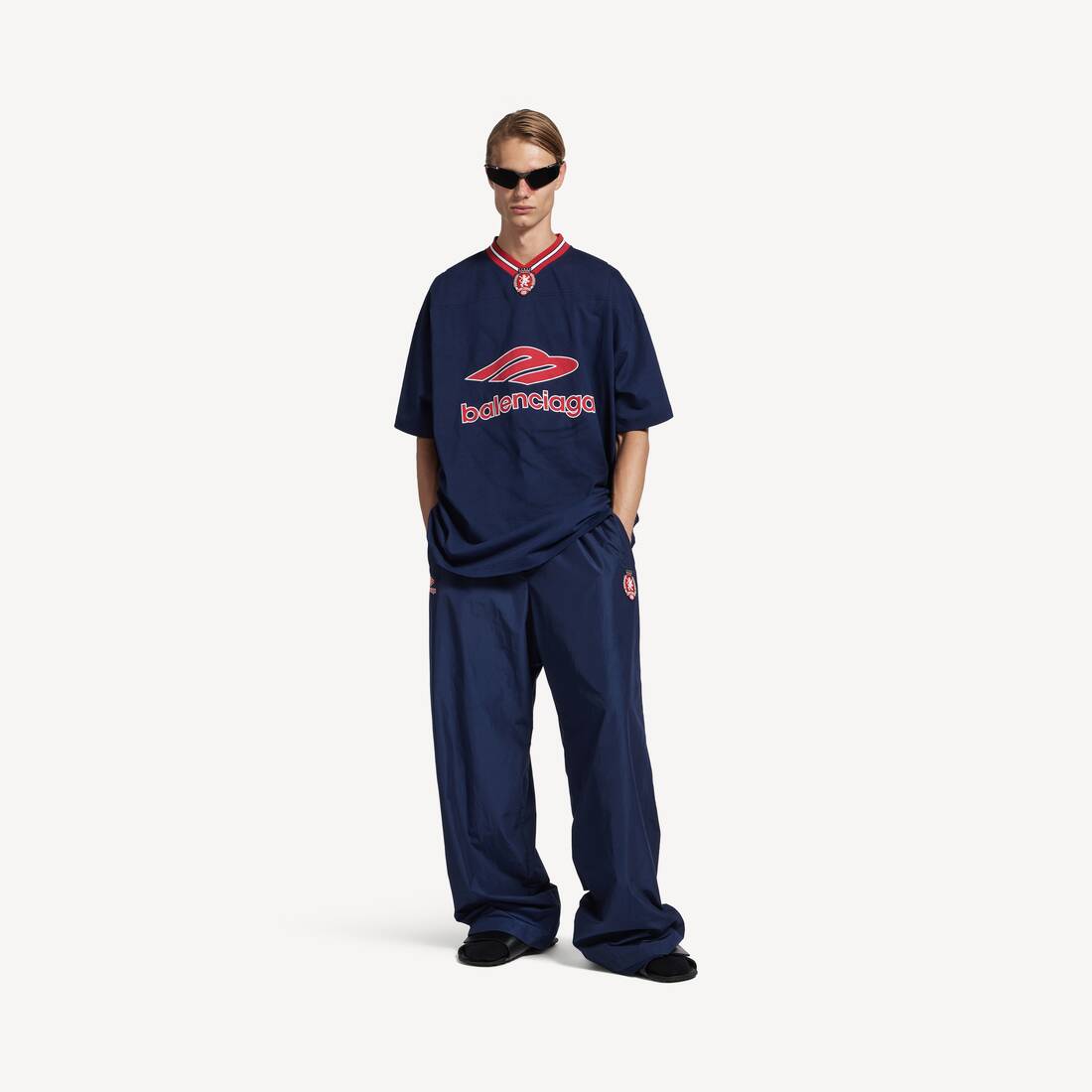 Men's 3b Football V-neck T-shirt Oversized in Dark Navy/red