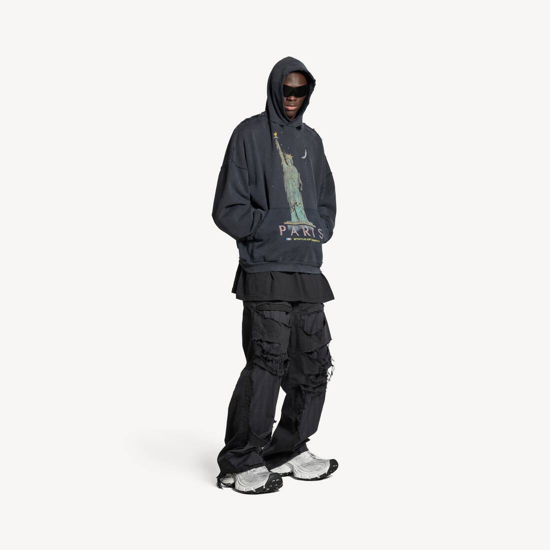 Paris Liberty Hoodie Oversized in Black